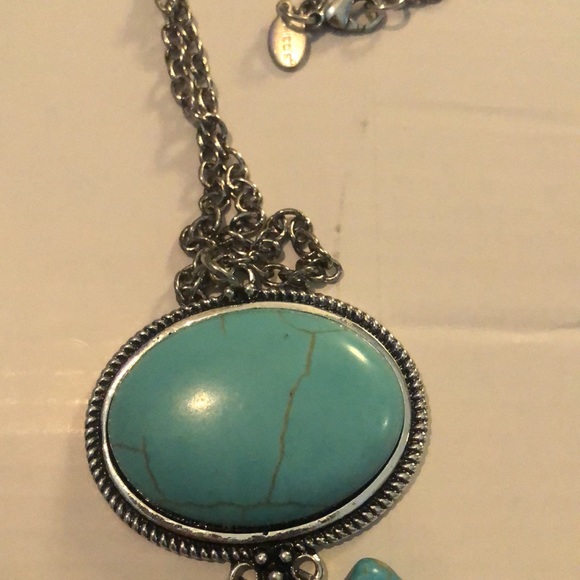 Chico’s pretty necklace with turquoise enhancer! So pretty. - Picture 4 of 9